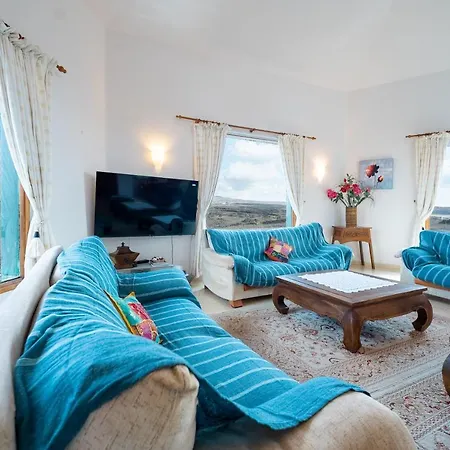 Milan Puerto del Carmen (Lanzarote)