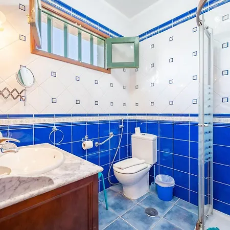 Milan * Puerto del Carmen (Lanzarote)